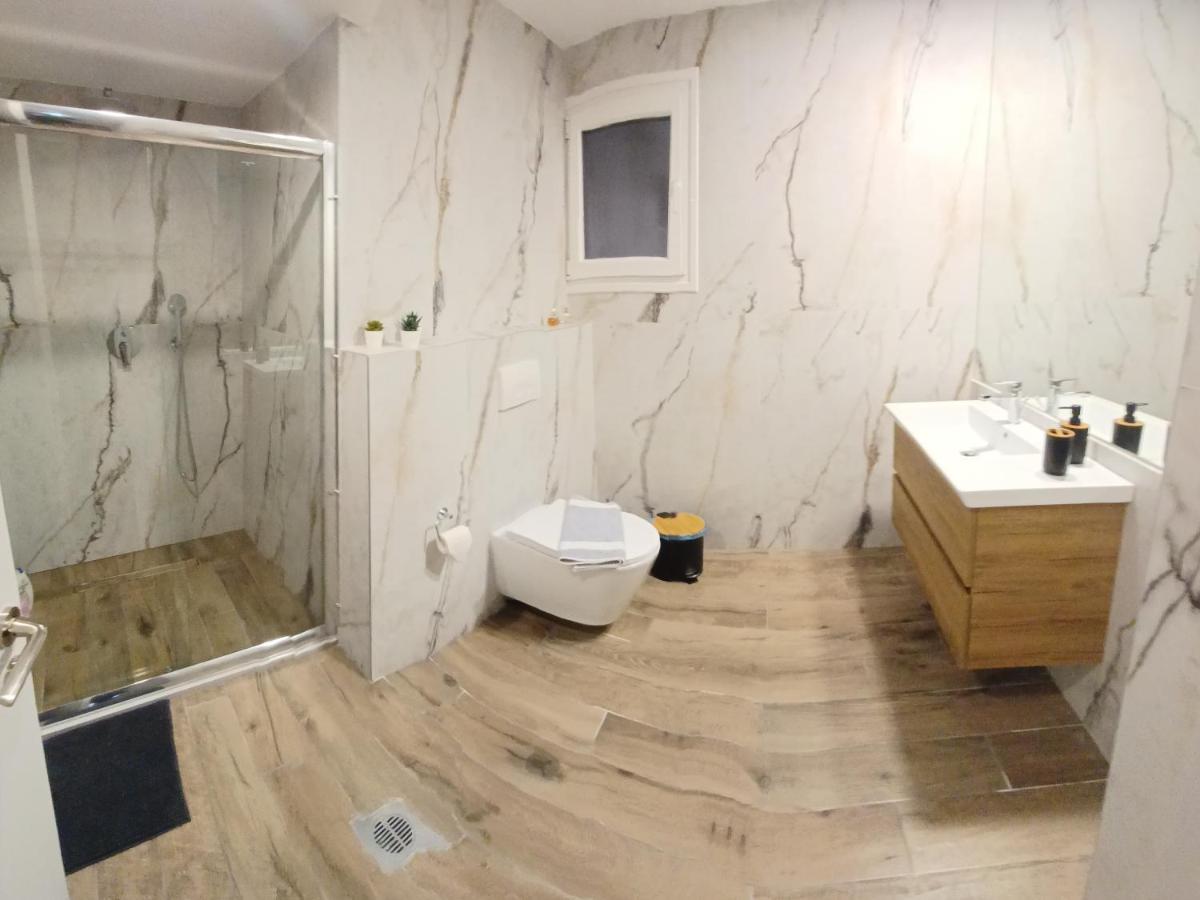 Appartement A Piedi 2 à Ioannina Extérieur photo